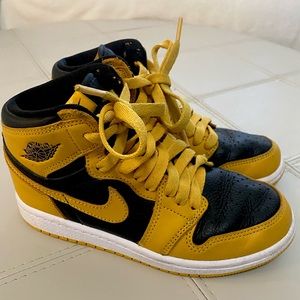 Air Jordan 1 Retro High Pollen sneakers size 1Y